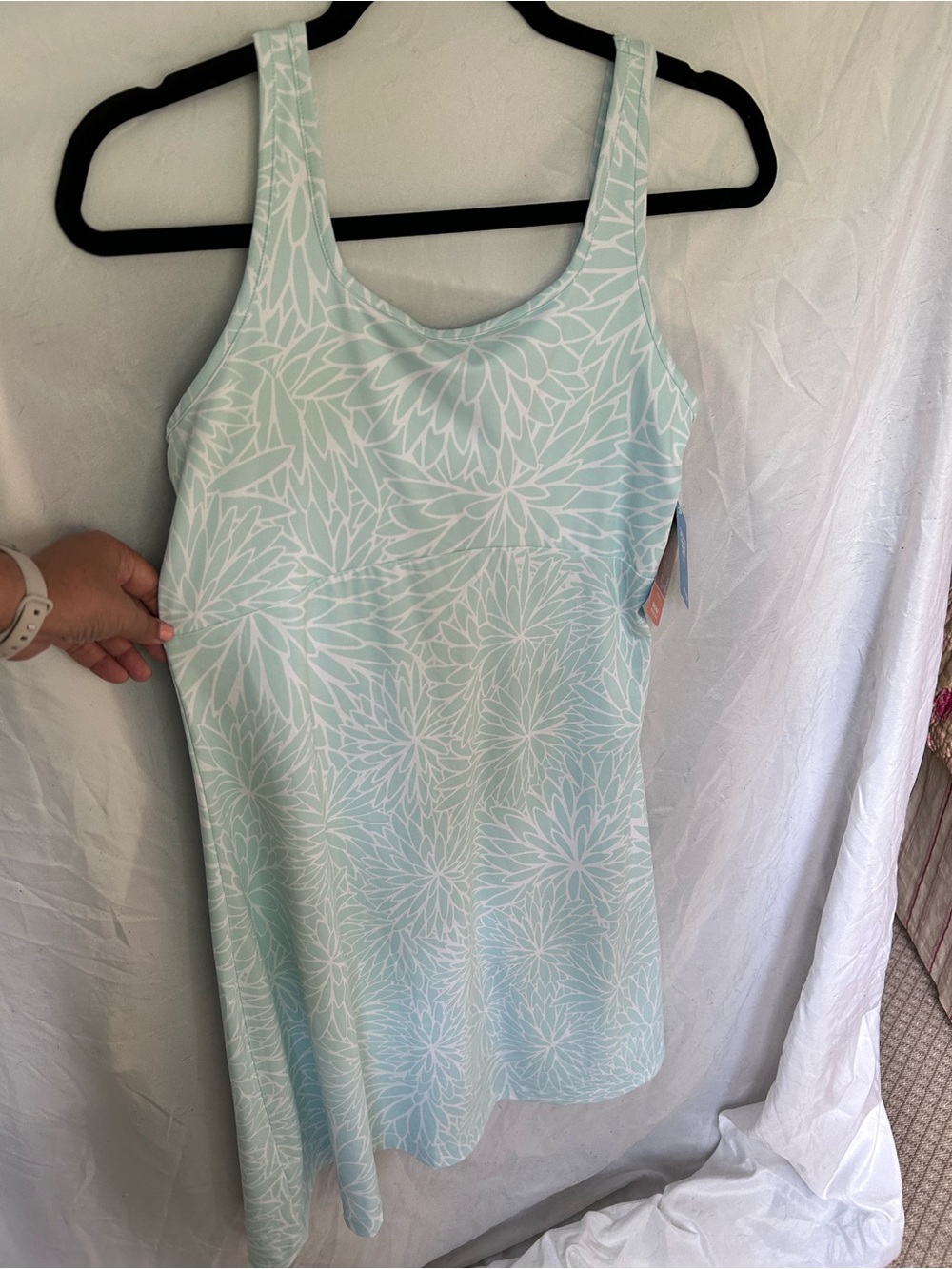 NWT Columbia PFG Freezer III Dress M UPF 50 Aqua Floral